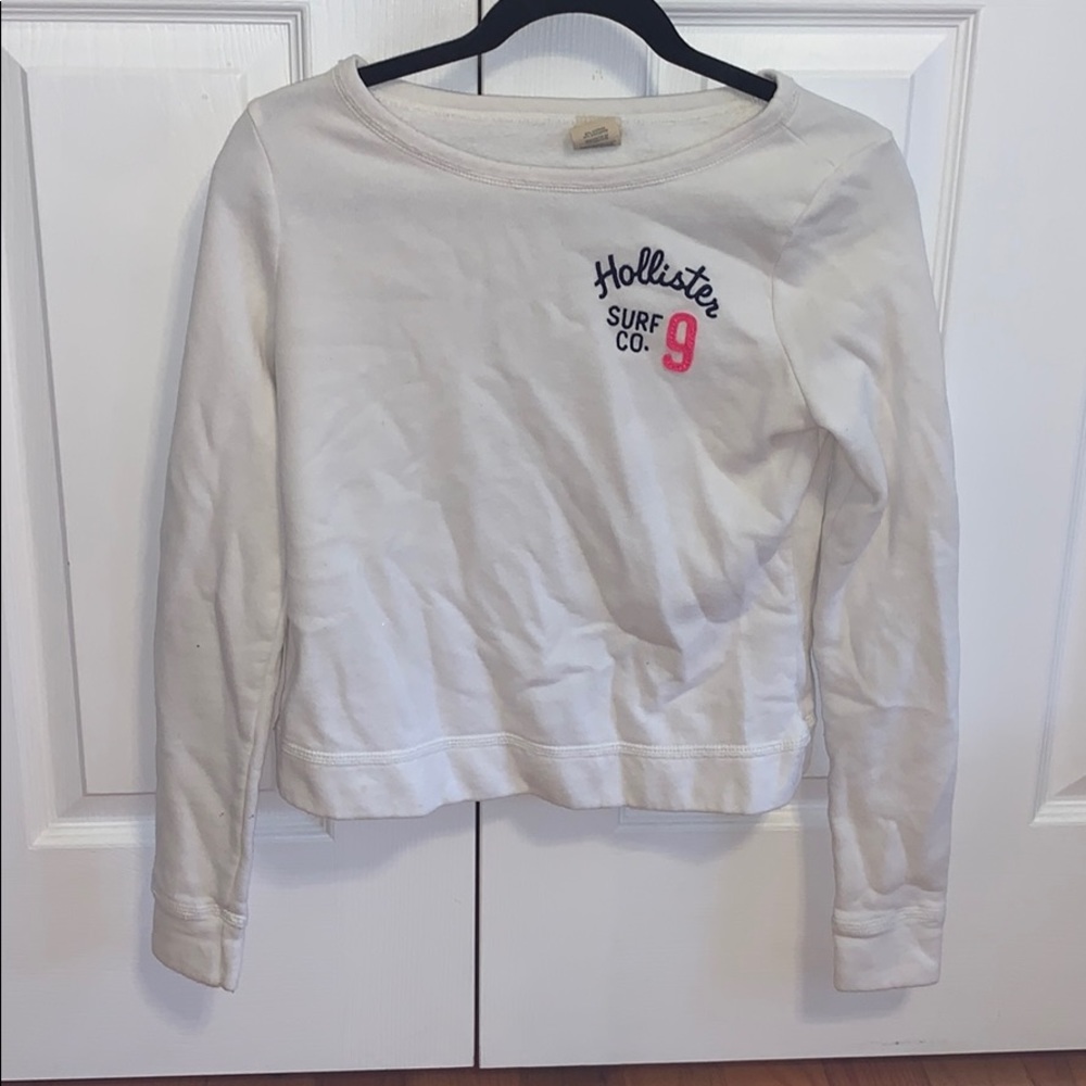 Hollister Women’s Crew Neck Sweatshirt
